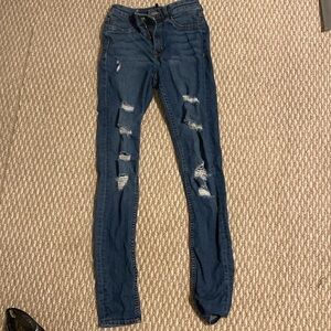Medium wash, ripped , h&m skinny jeans, high waisted